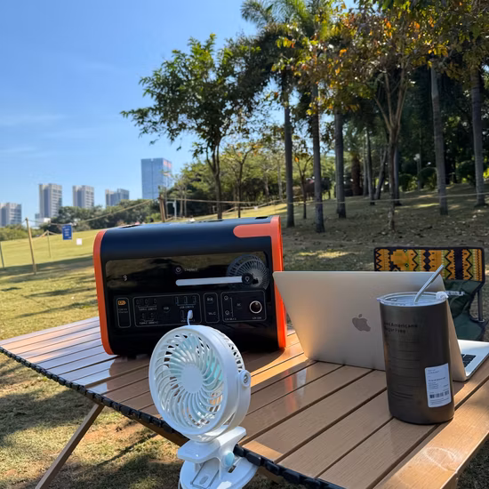 Fabrikversorgung Sugineo Black Camping-Kraftwerk für Outdoor-Kochgeräte Elektrische Maschinen Innengeräte Tragbares Kraftwerk 1000 W